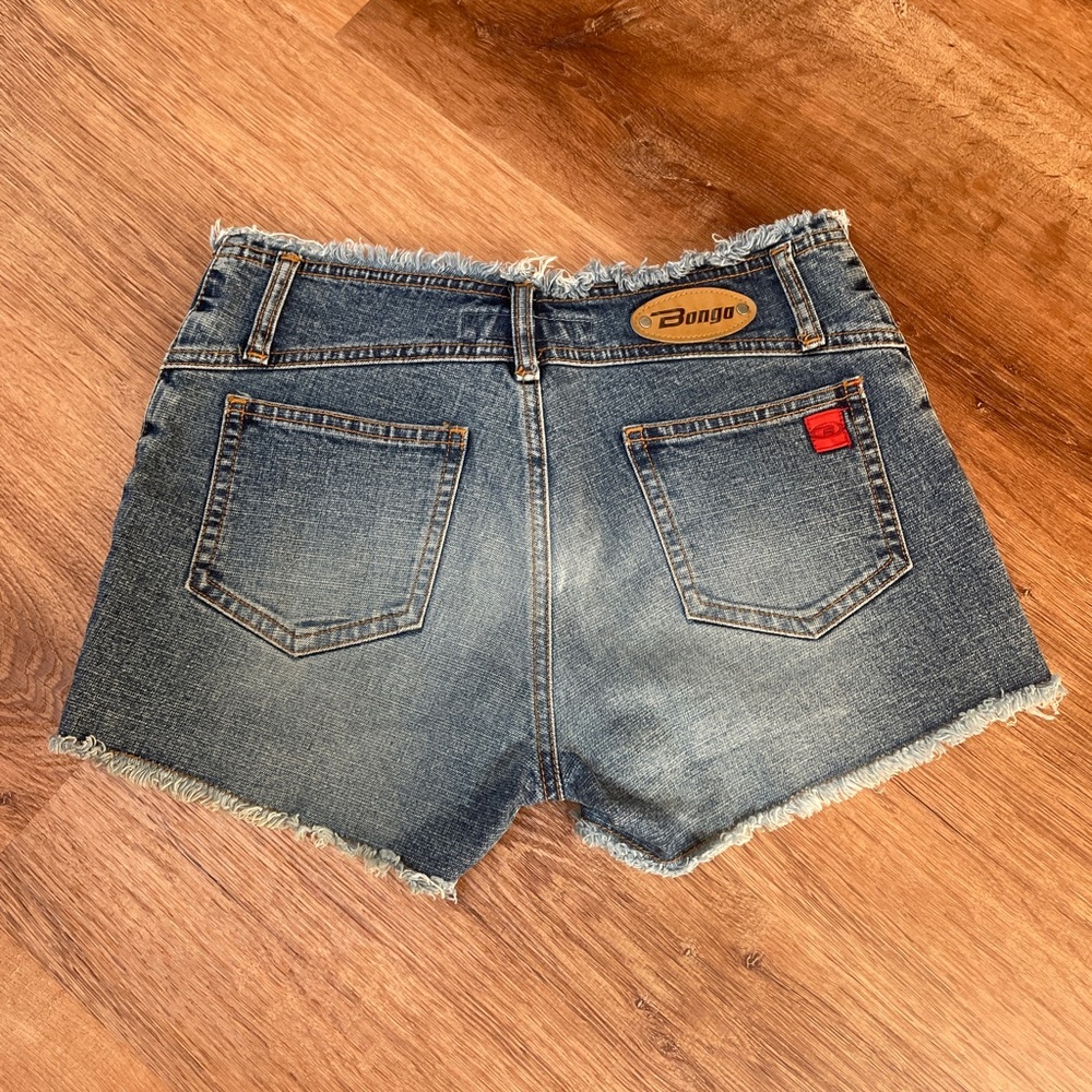 Vintage y2k‎ bongo denim Jean shorts raw hem large patch size 3, 25 womens beach